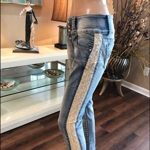 BRAND NEW ANULE JEANS IN EXCELLENT CONDITION